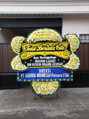 Papan Bunga Duka di Ambit